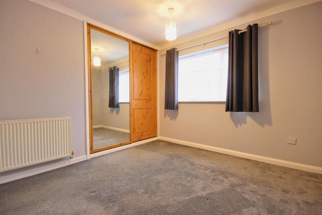 Bedroom 3 (rear)