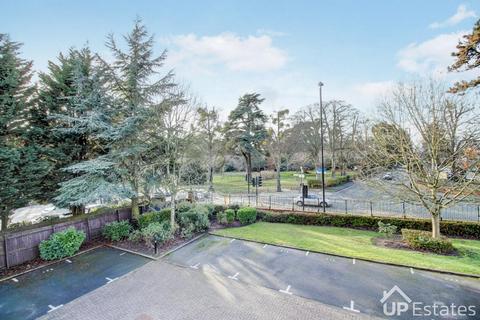 3 bedroom apartment for sale, Aragon House, Tudor Court, Warwick Road, Coventry