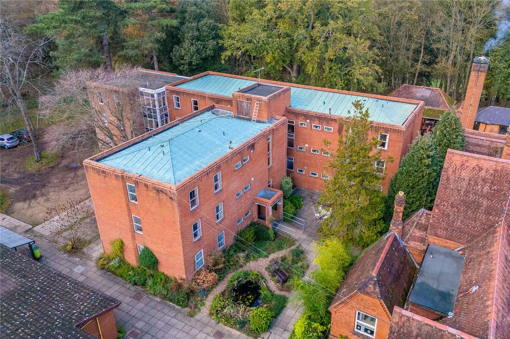 Oak House
