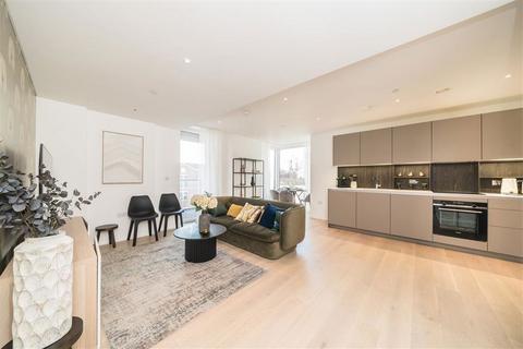 2 bedroom flat to rent, York Place, London SW11