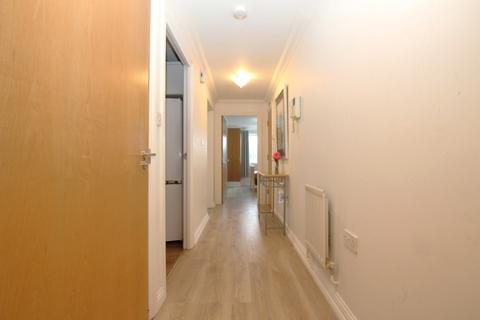1 bedroom apartment to rent, Wessex Court, The Avenue, Wembley