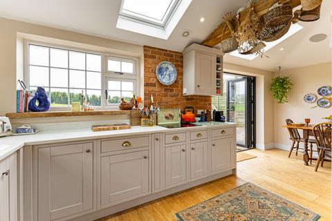 undefined, Gravel Close, Brown Candover SO24