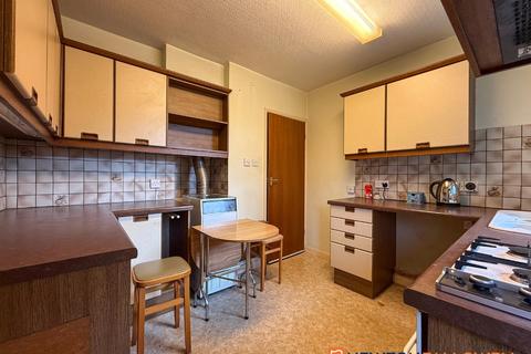 undefined, Brockton Avenue, 8 NG24