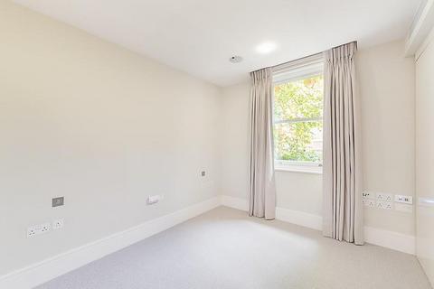 2 bedroom flat to rent, Cavalry Square, Chelsea, London SW3