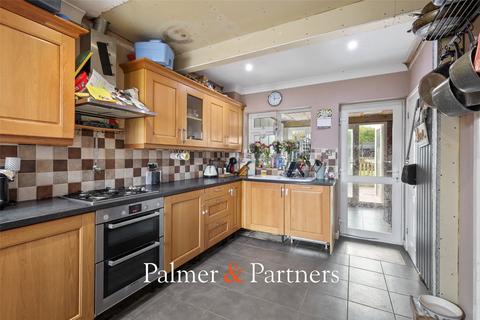 4 bedroom terraced house for sale, De Burgh Road, Lexden, Colchester, Essex, CO3