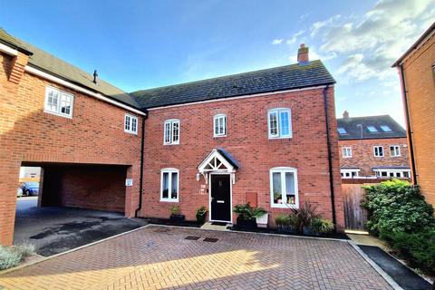 3 bedroom end of terrace house for sale, Croxden Gardens, Great Denham, Bedford