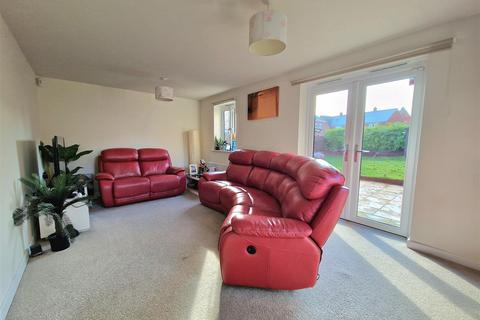 3 bedroom end of terrace house for sale, Croxden Gardens, Great Denham, Bedford