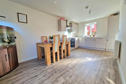 3 bedroom end of terrace house for sale, Croxden Gardens, Great Denham, Bedford