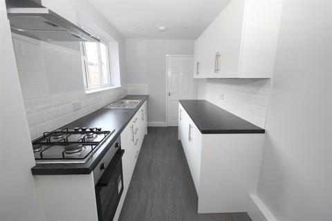 3 bedroom terraced house to rent, Chester Road, Hartlepool