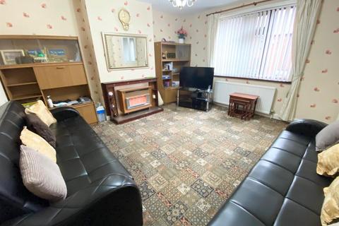 5 bedroom end of terrace house for sale, Holly Road, Thornton Lodge, Huddersfield