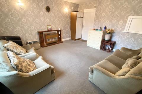 5 bedroom end of terrace house for sale, Holly Road, Thornton Lodge, Huddersfield