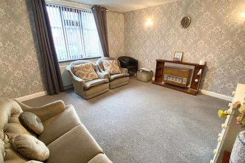 5 bedroom end of terrace house for sale, Holly Road, Thornton Lodge, Huddersfield