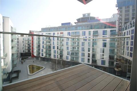 1 bedroom apartment to rent, Tennyson Apartments, Saffron Central Square, Croydon, CR0