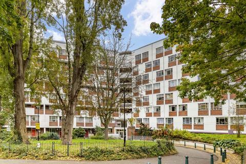 1 bedroom flat for sale, Cruikshank Street, London WC1X
