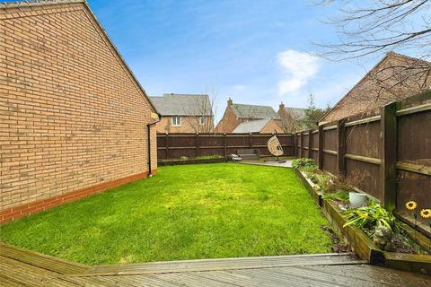 3 bedroom semi-detached house for sale, Vale Close, Loughborough, Leicestershire