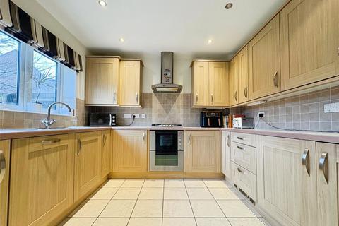 3 bedroom semi-detached house for sale, Vale Close, Loughborough, Leicestershire