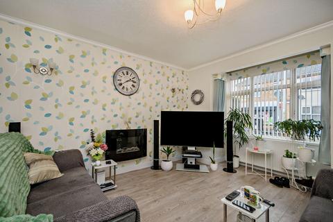 undefined, Spring Bank, Grimsby DN34