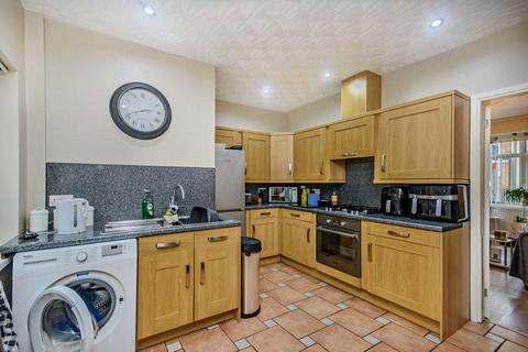 undefined, Spring Bank, Grimsby DN34