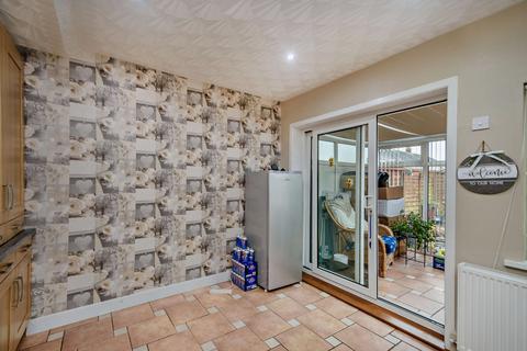 undefined, Spring Bank, Grimsby DN34