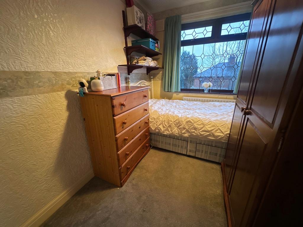 Bed 3.jpg