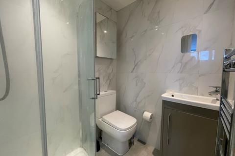 Studio to rent, Pentonville Road, Kings Cross, N1