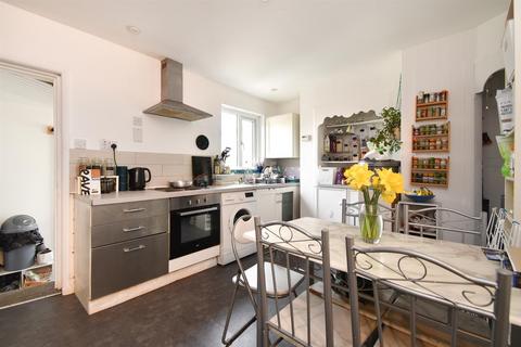 2 bedroom terraced house for sale, Sandown Road, Hastings