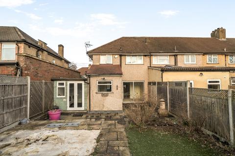 2 bedroom end of terrace house for sale, Hillcroft Crescent, Ruislip, Middlesex