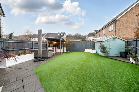 4 bedroom semi-detached house for sale, Rivermead Walk, Surrey GU7