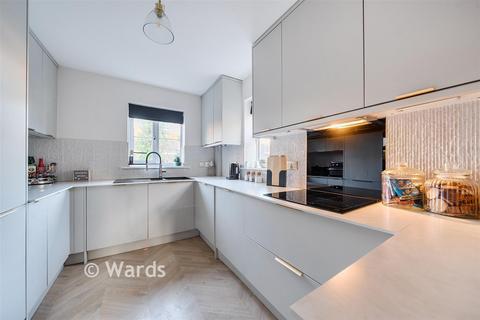 3 bedroom end of terrace house for sale, Nunnery Grove, Sheerness, Kent