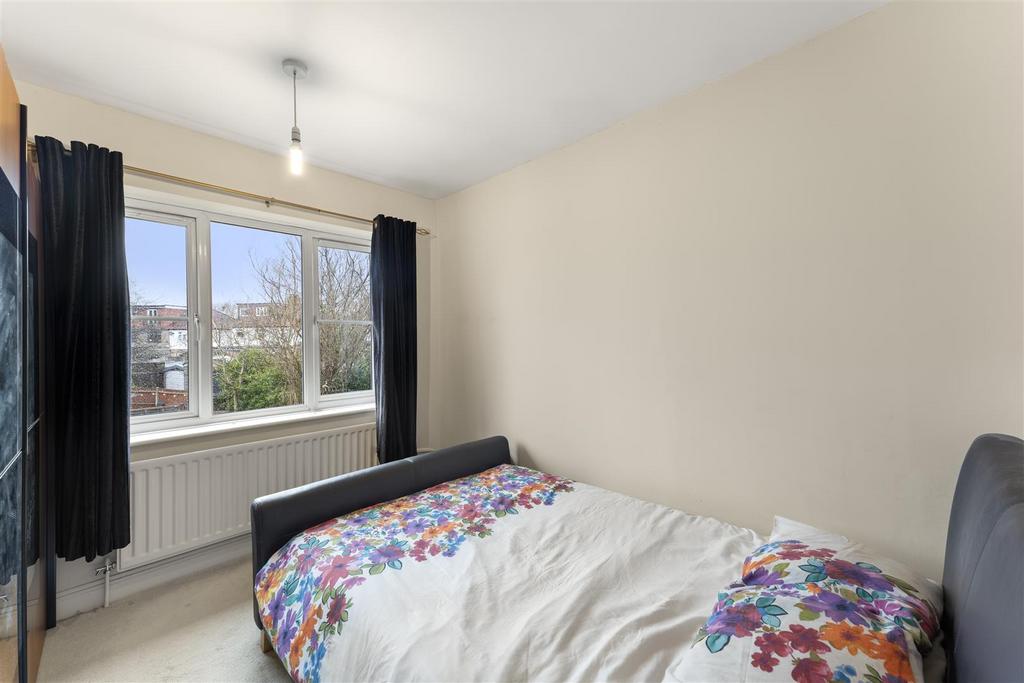 Bedroom 3.jpg