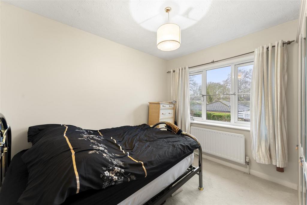Bedroom 5.jpg