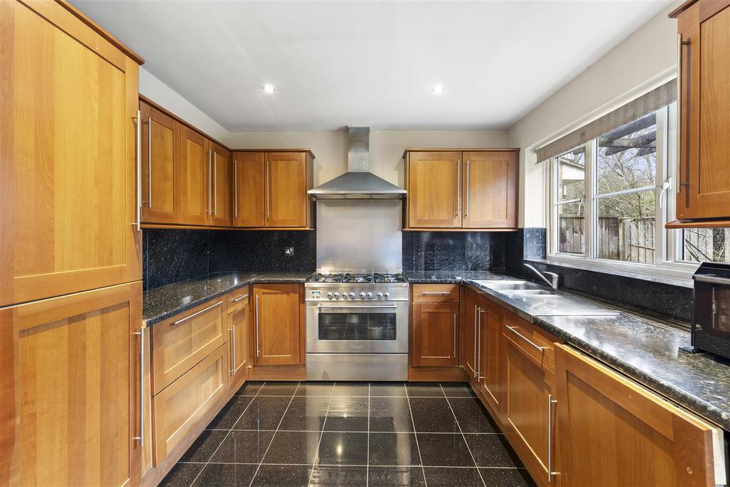 Kitchen.jpg