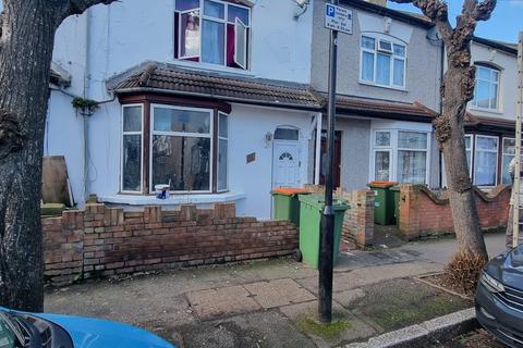 3 bedroom terraced house for sale, ST GEORGES AVENUE, London E7