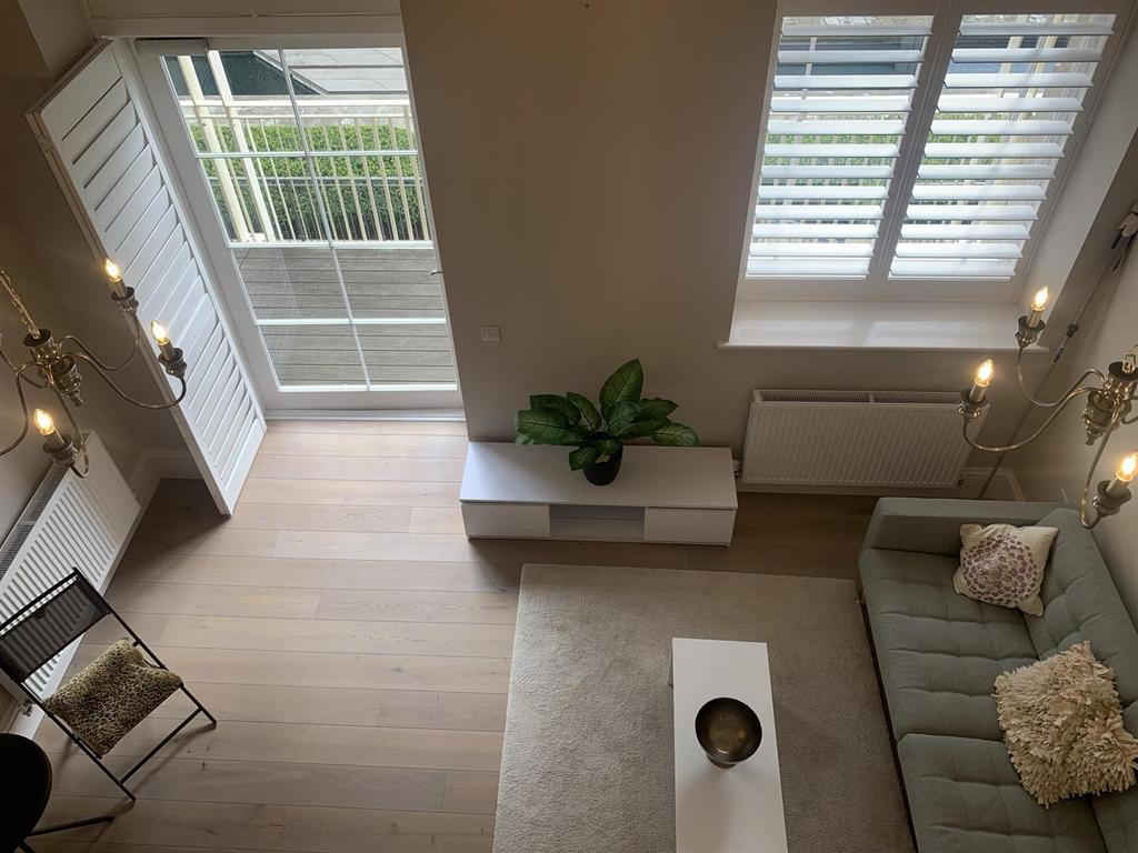 Living area (4).JPEG