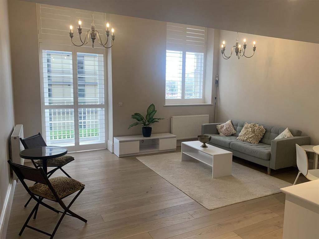 Living area.JPEG