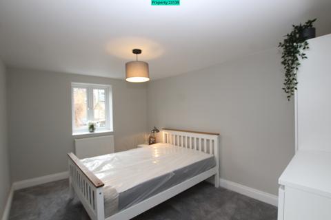 2 bedroom flat to rent, Tradescant Road, London, SW8 1XQ