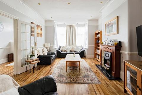 undefined, Hamilton Road, London NW11