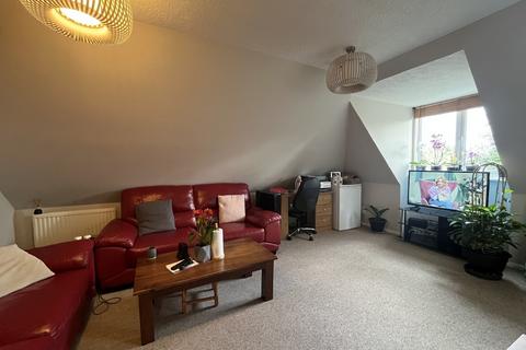 undefined, The Spinney, Woking GU22