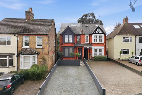 5 bedroom semi-detached house for sale, Westbury Lane, Buckhurst Hill IG9