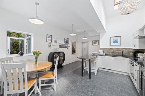 3 bedroom semi-detached house for sale, Stanley Avenue, Stockton Heath, WA4