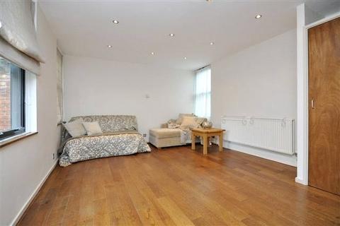 Studio for sale, Longleat House, 18 Rampayne Street, Pimlico, London, SW1V