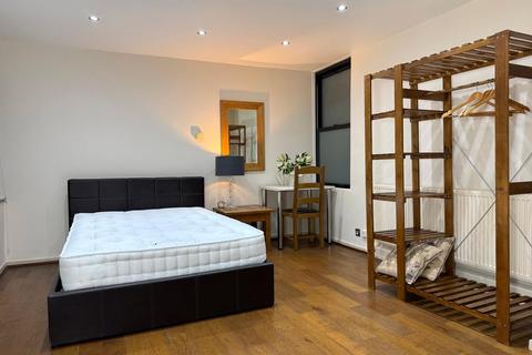 Studio for sale, Longleat House, 18 Rampayne Street, Pimlico, London, SW1V