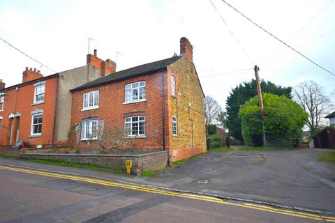 Station Road, Earls Barton, Northampton