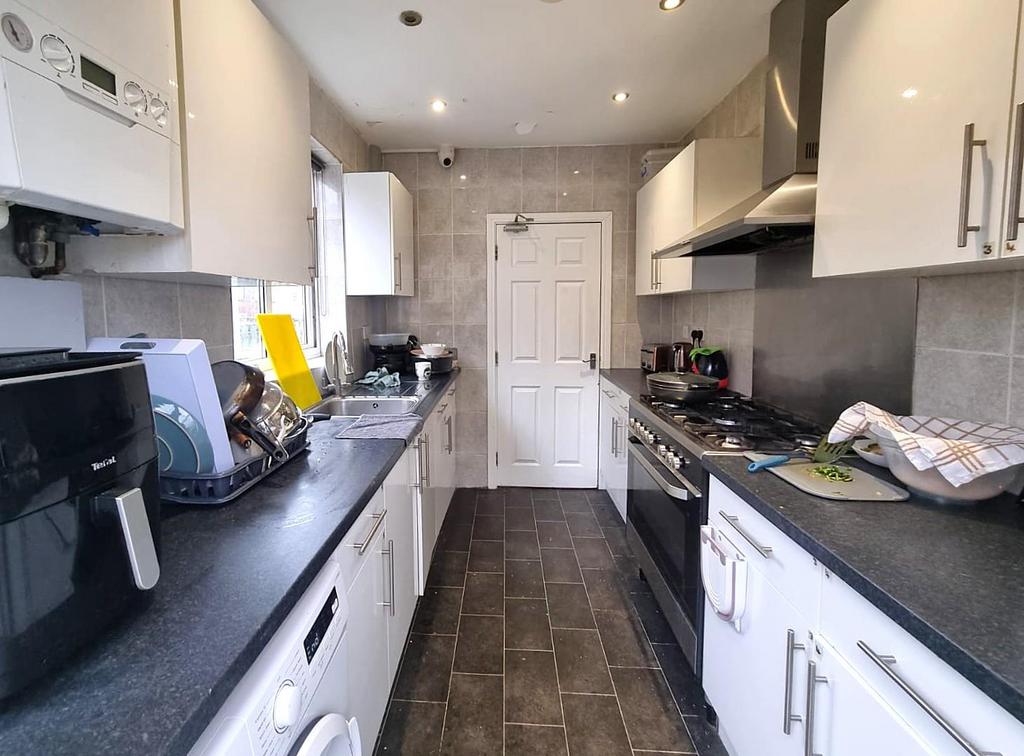 Fitted Kitchen