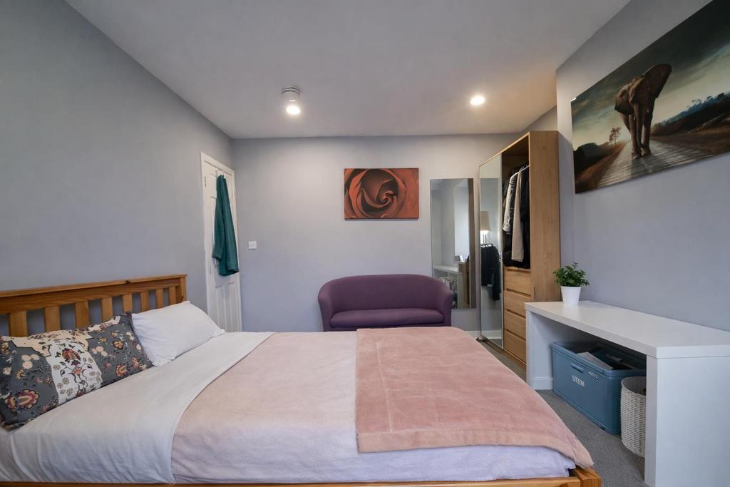 Dining Room/Bedroom