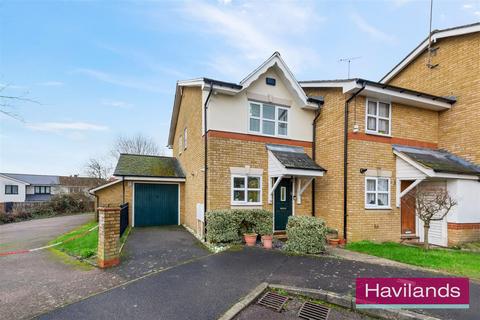 Bayliss Close, London