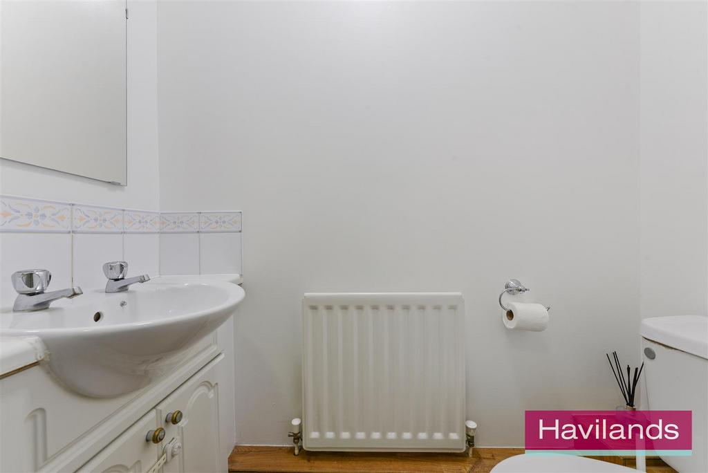 Bayliss Close-7.jpg