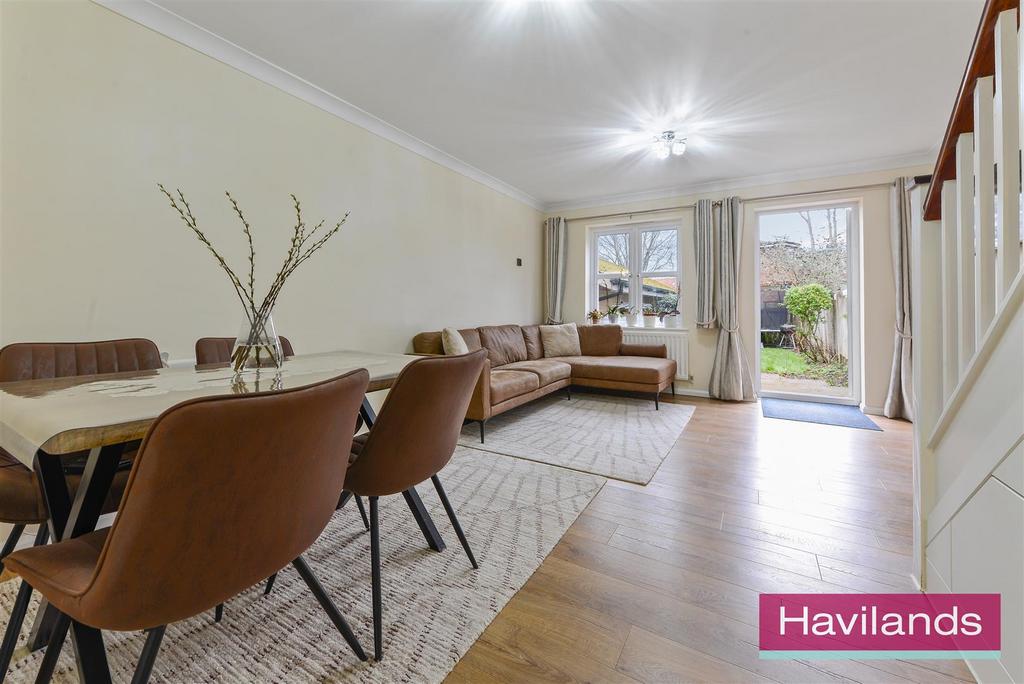 Bayliss Close-8.jpg