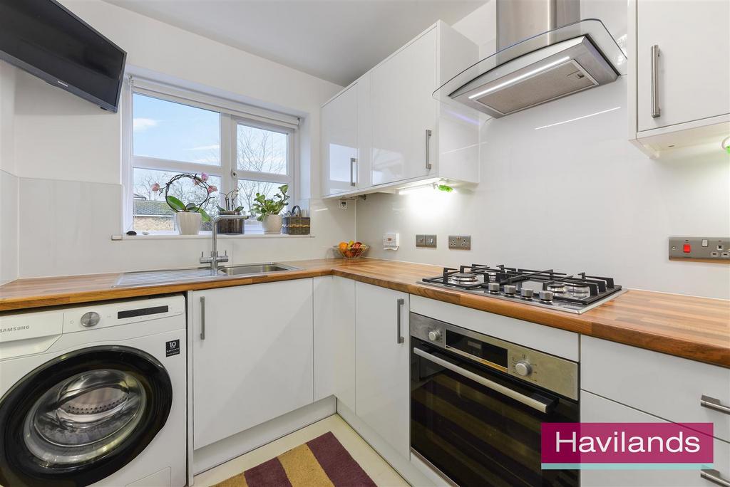 Bayliss Close-6.jpg