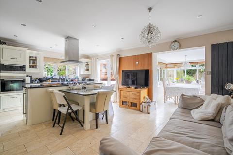 undefined, Steeple Point, Ascot, SL5